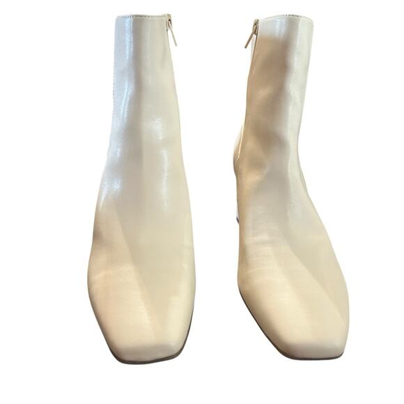 Naturalizer Wrenley Vanilla Smooth Square Toe  Ankle Booties NEW 9.5 - Picture 3 of 10